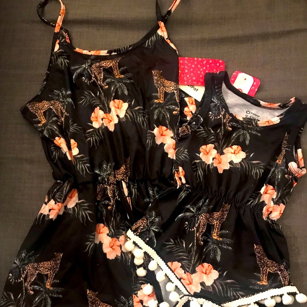 NWT Mommy and Me Safari Rompers